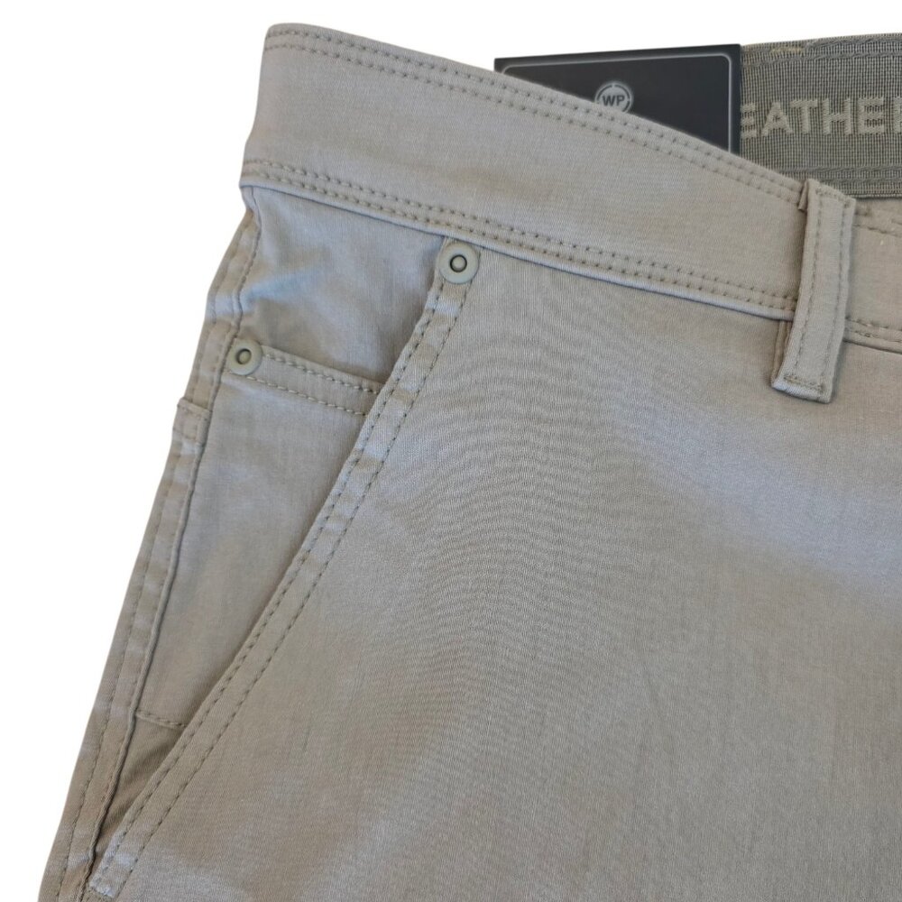 🛑SOLD🛑Weatherproof Tech Utility Shorts Mens 40 Light Oak Stretch Pocket Hiking - Picture 6 of 16
